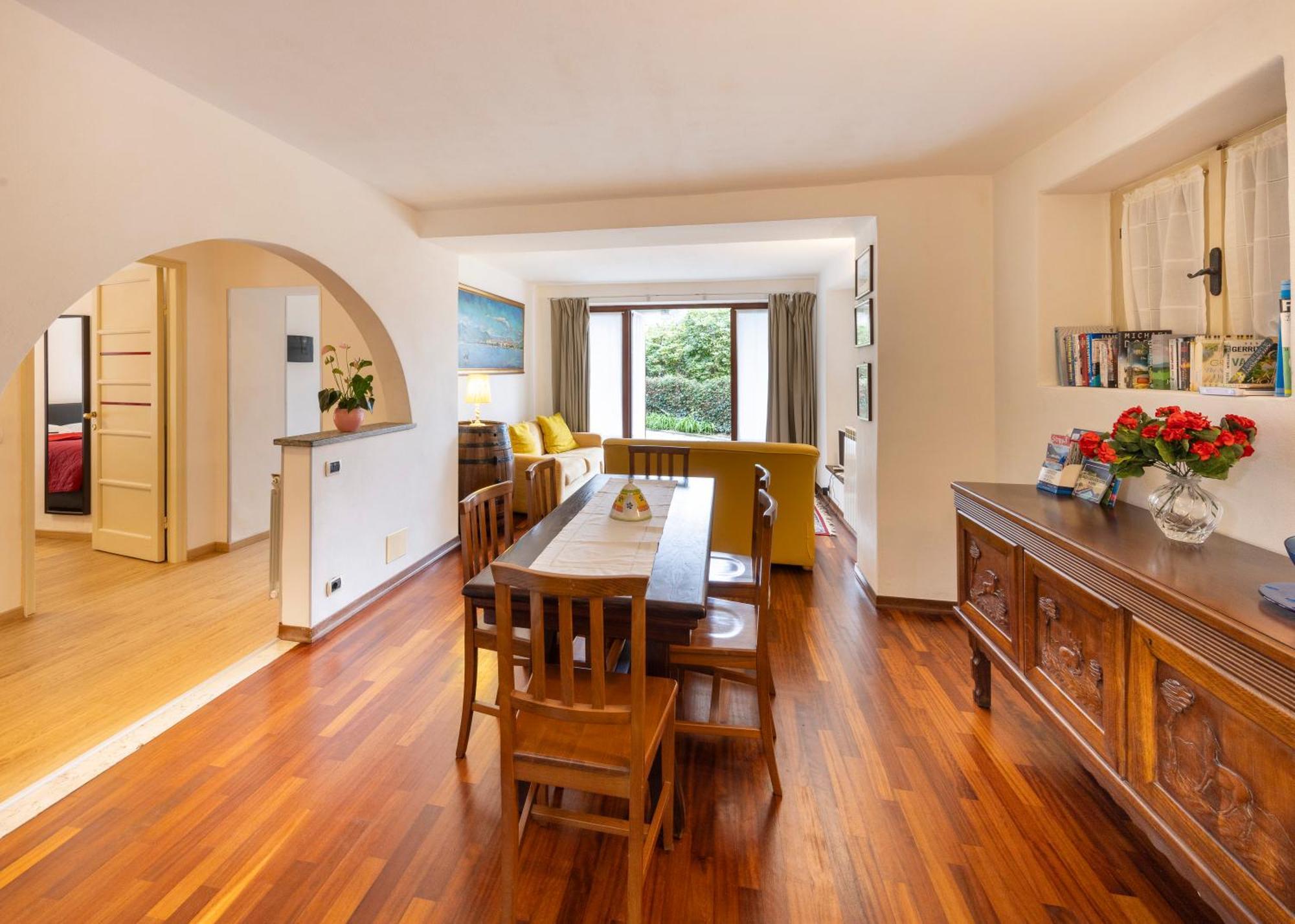 Lucciola Apartment