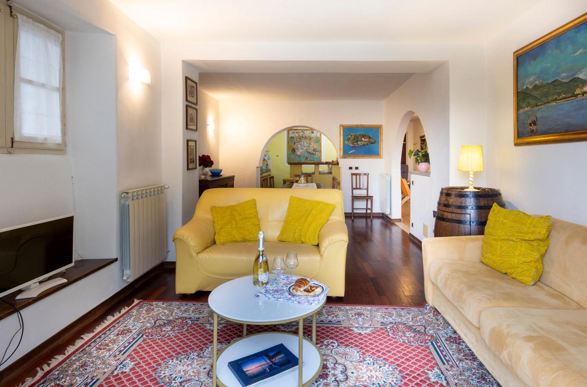 Lucciola Apartment *